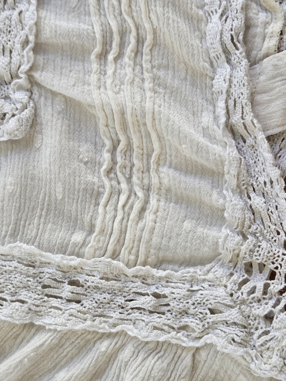 American Eagle Lace Shell Top Babydoll Tank Blouse Flowy Trapeze Gauzy Ivory L - Picture 5 of 13